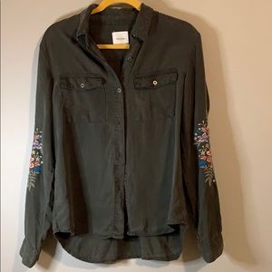 Hidden Jeans Olive Utility Button Up Floral